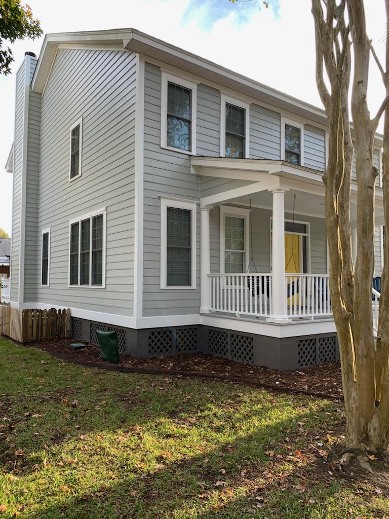 Outdoor Wooden White Paint